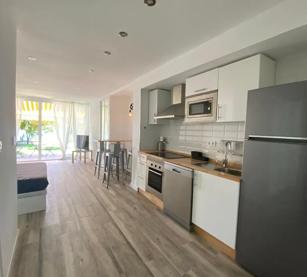 Central Torremolinos Garden Apartment - Sea Views 0*,  Spain